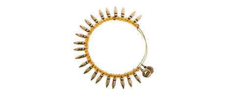 Pulsera dorada con pinchos