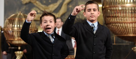 Los niños de San Ildefonso cantando la Lotería de Navidad