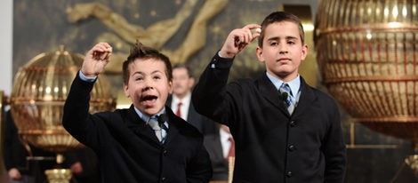 Los niños de San Ildefonso cantando la Lotería de Navidad