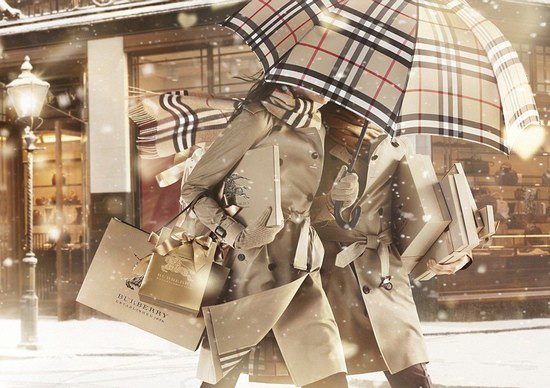 Imagen de la campaña 'With Love' de Burberry