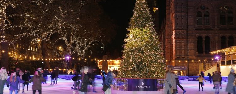 Existen multitud de pistas a las que poder acudir a patinar