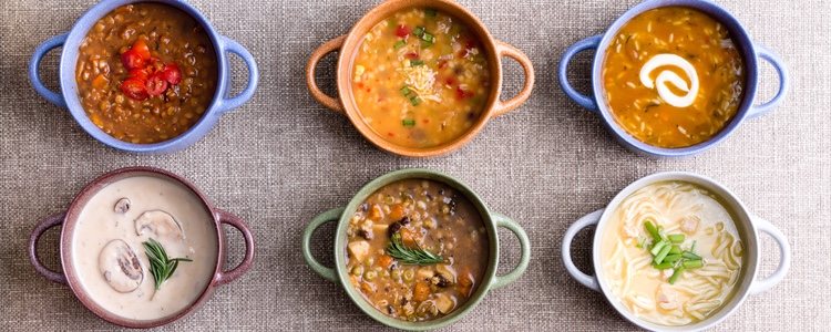 Los diversos tipos de sopas y potajes son tradición en muchas comunidades