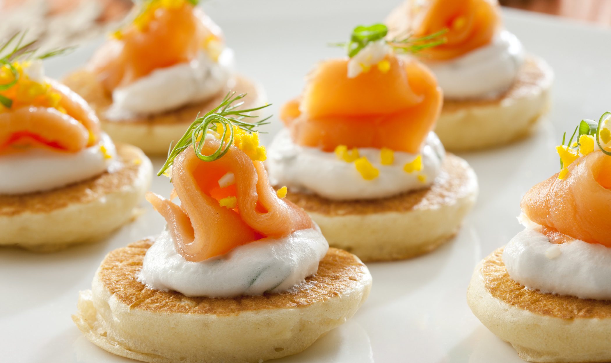 Diez canapés de Navidad fáciles de preparar