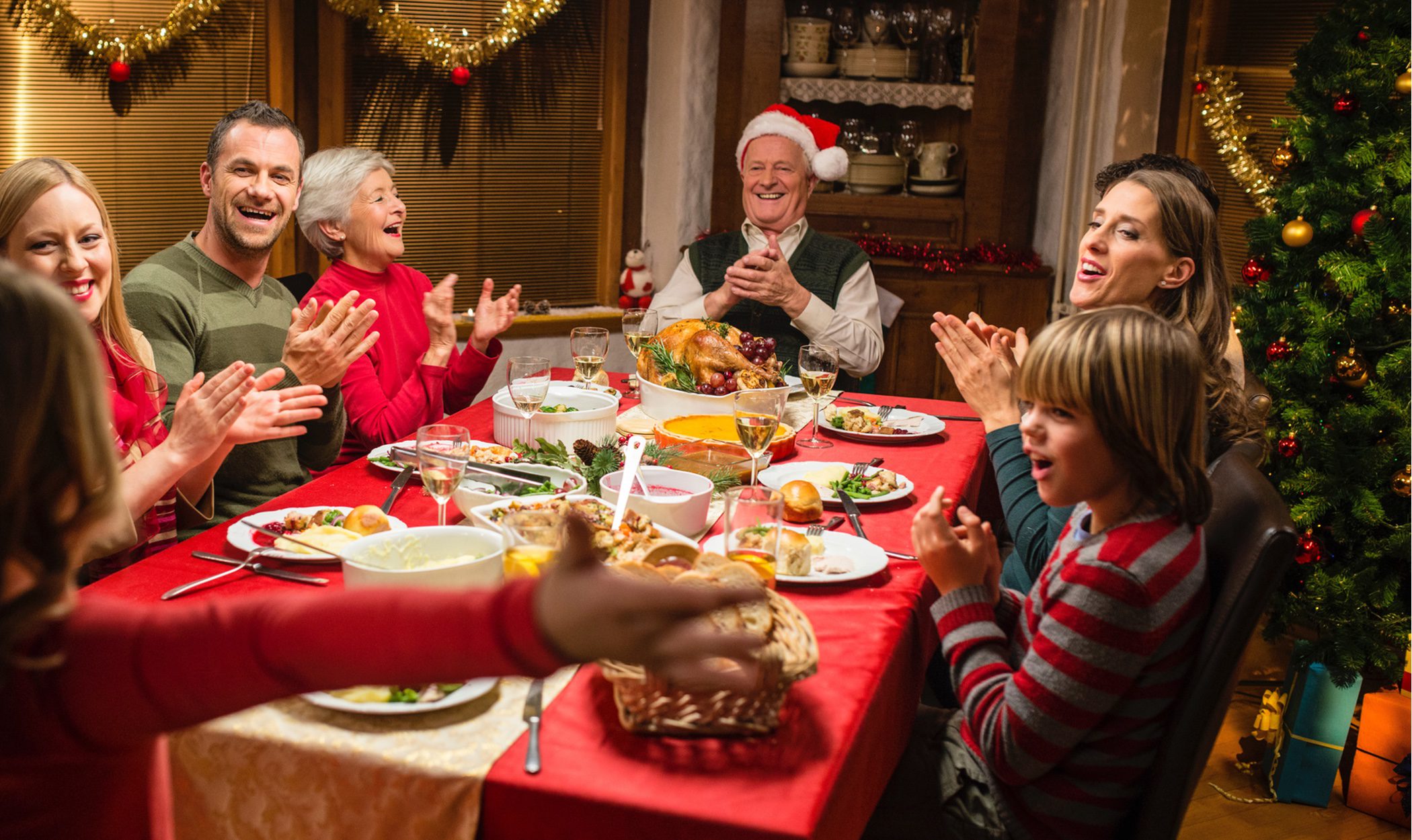 5 excusas para no ir a una cena de Nochebuena o Nochevieja