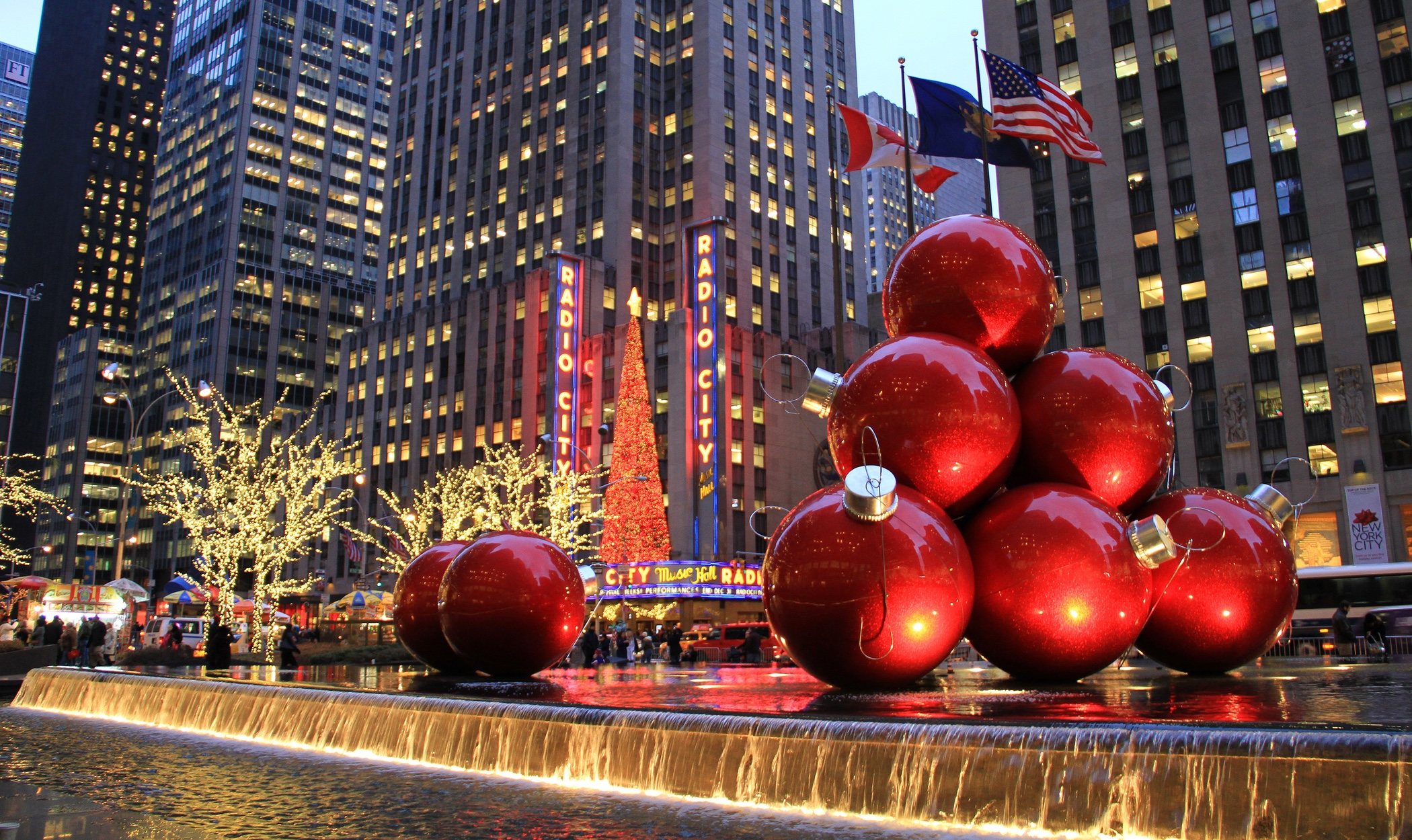 Día de los encendidos de las luces de Navidad 2018 en las ciudades más importantes