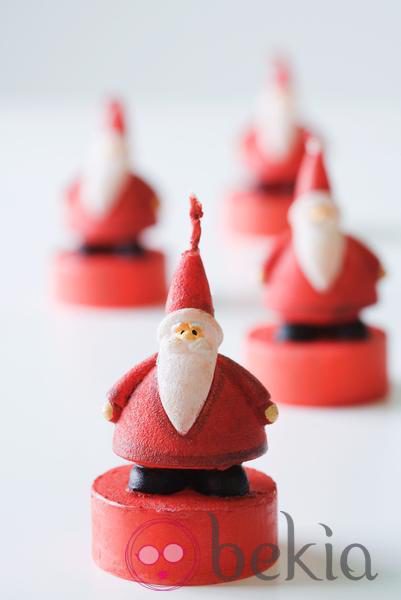 Velas de Papá Noel para decorar la casa en navidad