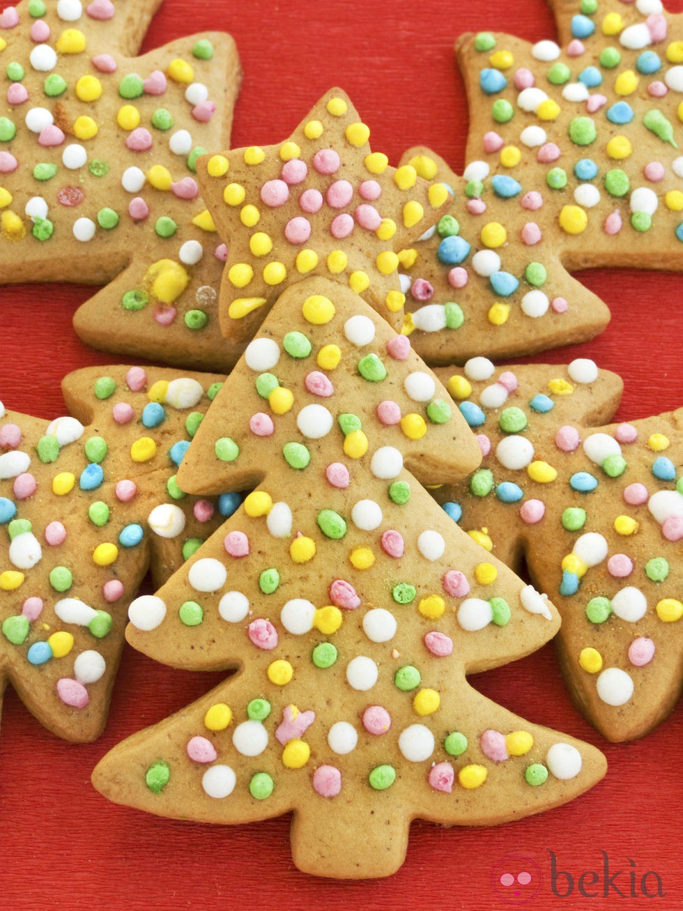 Galletas de mantequilla convertidas en árboles de Navidad