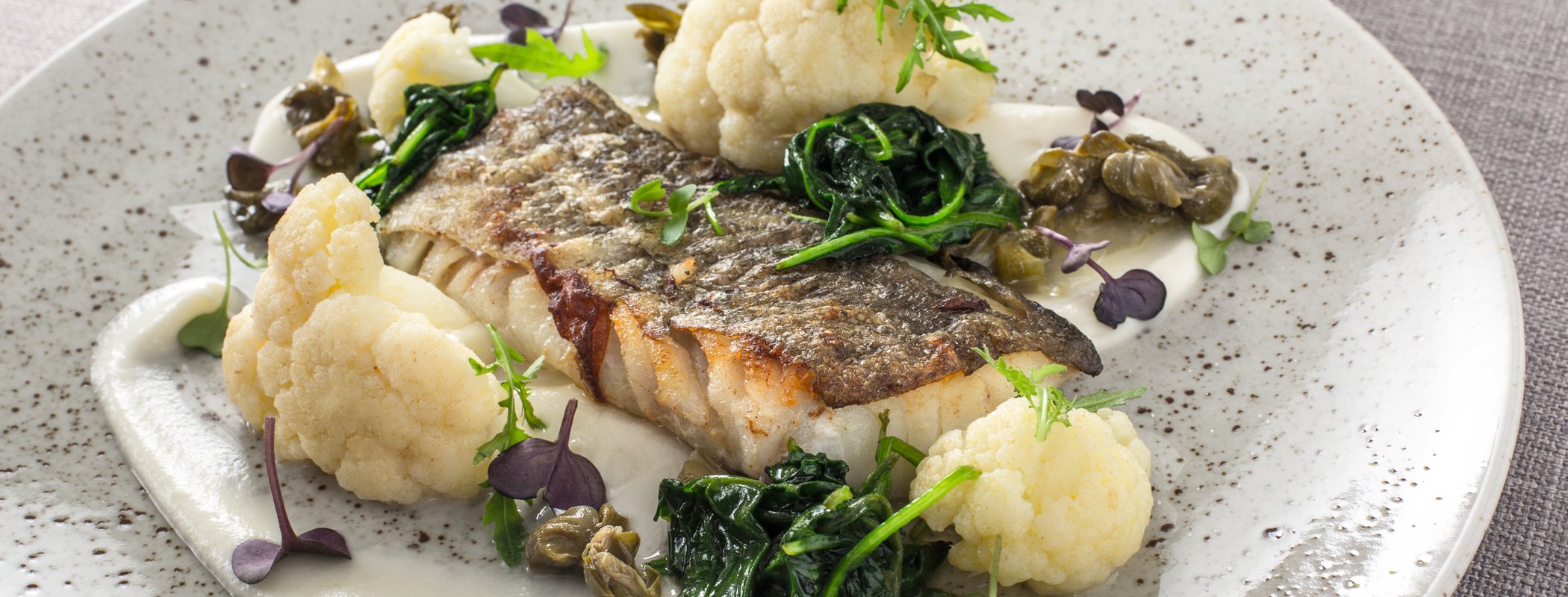 Pescados de Navidad: bacalao con coliflor